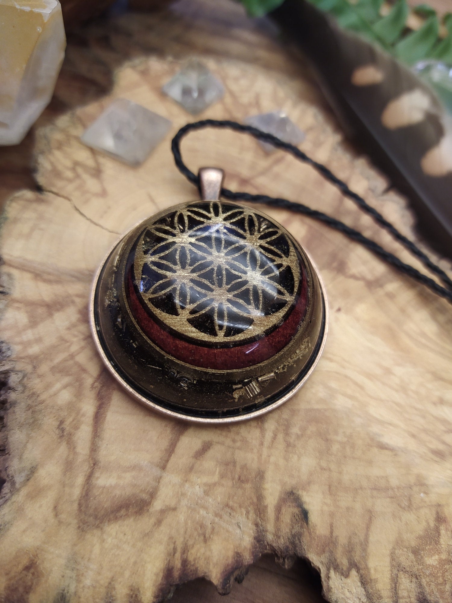 Orgon Anhänger mit goldenem Geometrie Blume des Lebens Mandala ~*~ Kristallkette, Heilstein, Energiereiniger