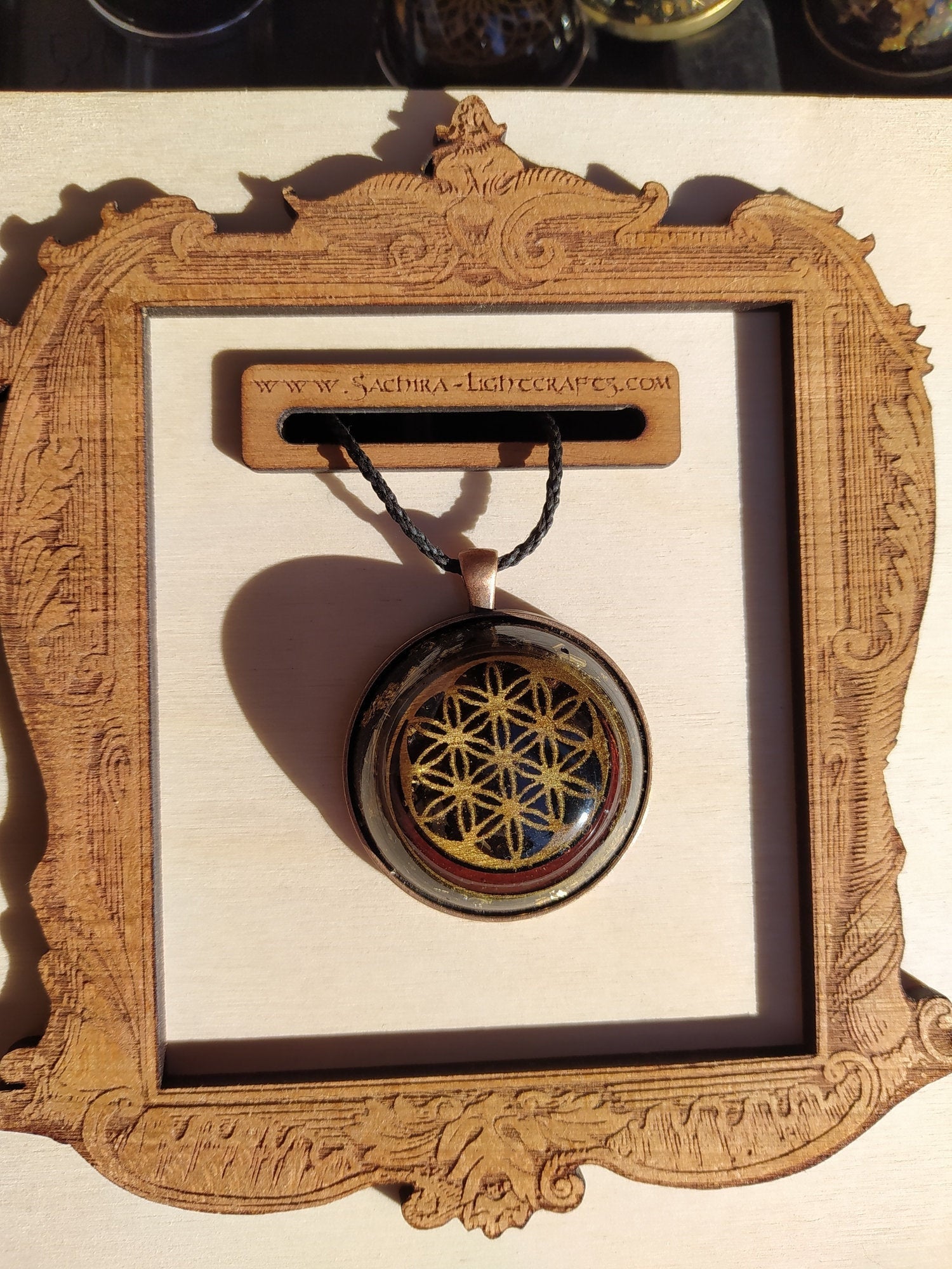 Orgon Anhänger mit goldenem Geometrie Blume des Lebens Mandala ~*~ Kristallkette, Heilstein, Energiereiniger
